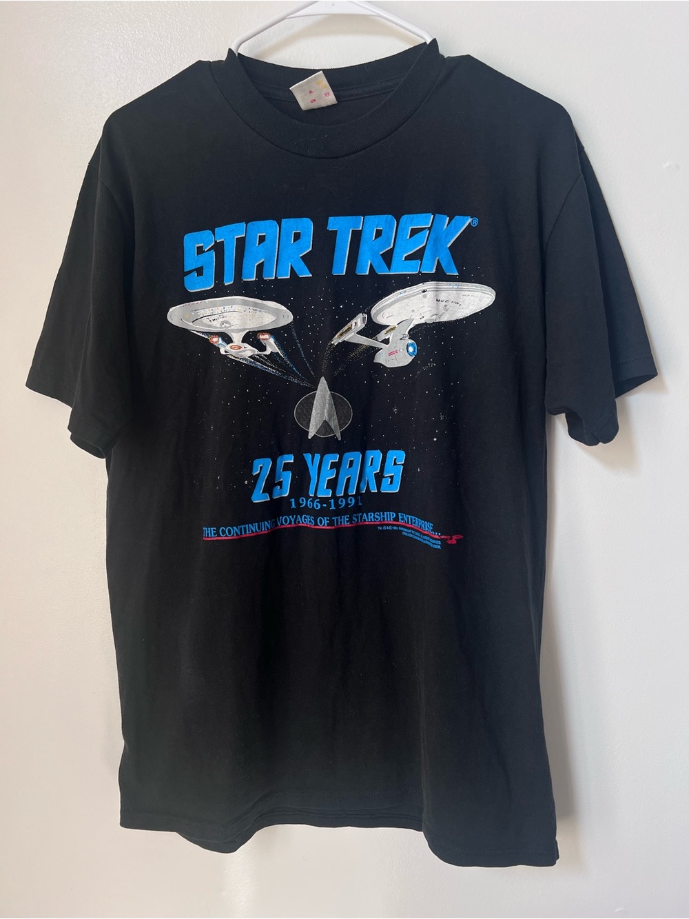 25 Years STAR TREK "The Continuing Voyages of the Starship Enterprise L T-Shirt